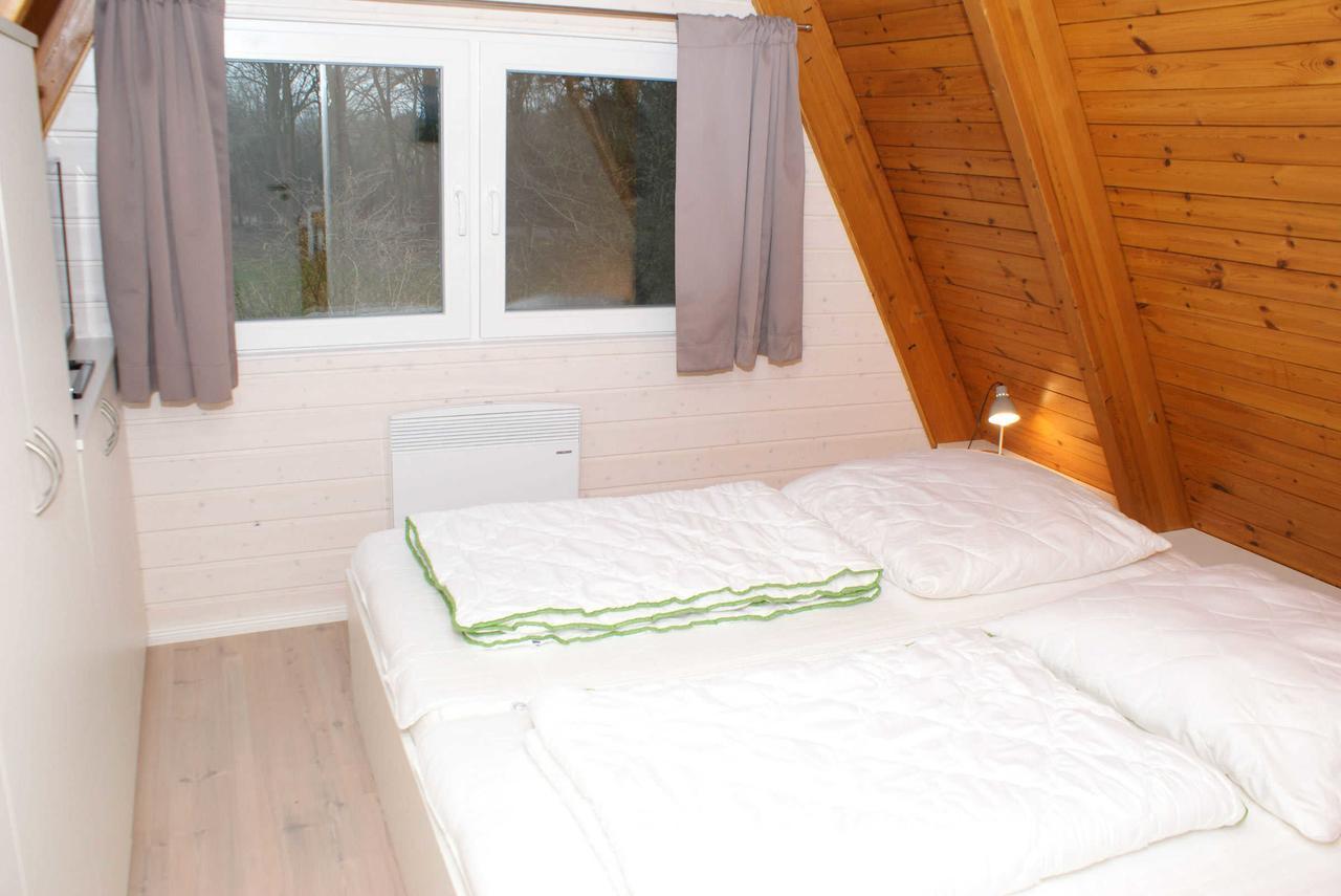 Zeltdachhaus Mit Moderner Ausstattung Villa Damp Exteriör bild